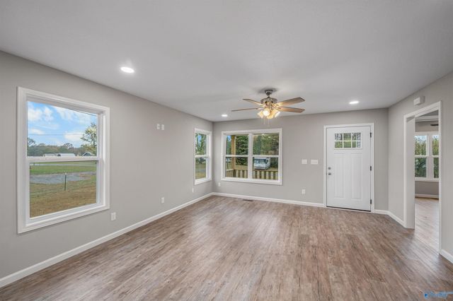 92 Mccurdy Drive, Henagar, AL 35978