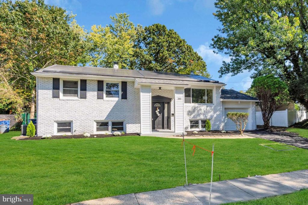 202 MILL RD, SOMERDALE, NJ 08083 — photo 2
