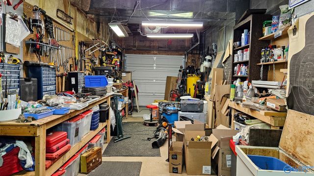 24768 Blossom Lane, Athens, AL 35613