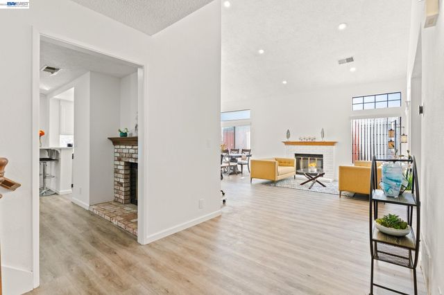 3724 Greenhills Ave, Castro Valley, CA 94546