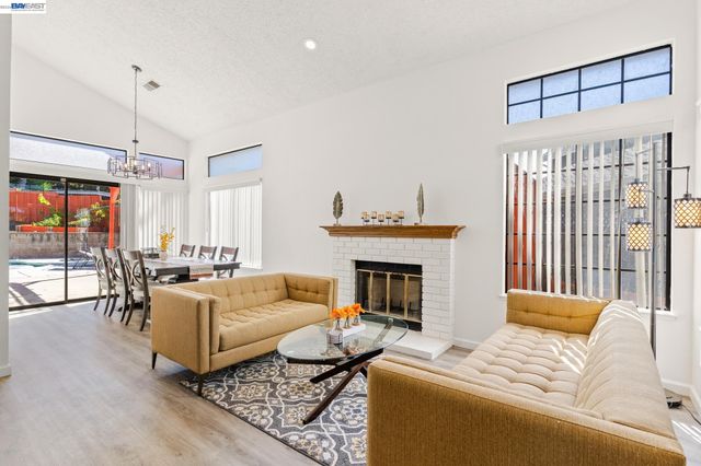 3724 Greenhills Ave, Castro Valley, CA 94546