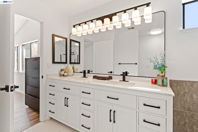 3724 Greenhills Ave, Castro Valley, CA 94546