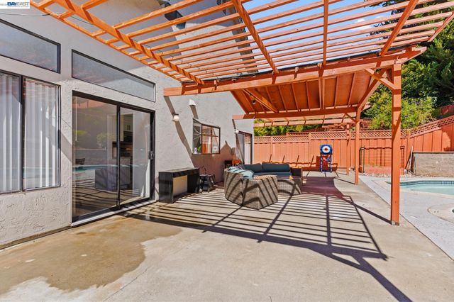 3724 Greenhills Ave, Castro Valley, CA 94546