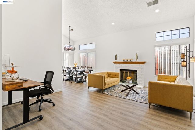 3724 Greenhills Ave, Castro Valley, CA 94546