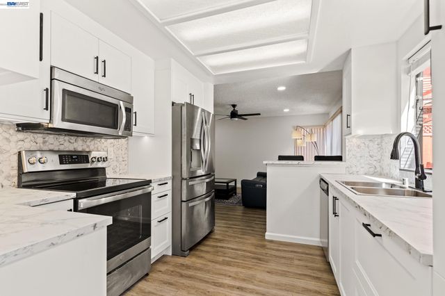 3724 Greenhills Ave, Castro Valley, CA 94546