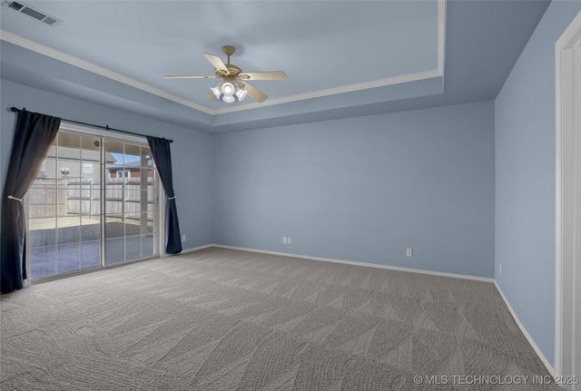 11824 N 107th East Place, Collinsville, OK 74021