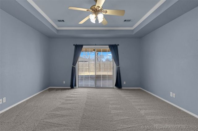 11824 N 107th East Place, Collinsville, OK 74021