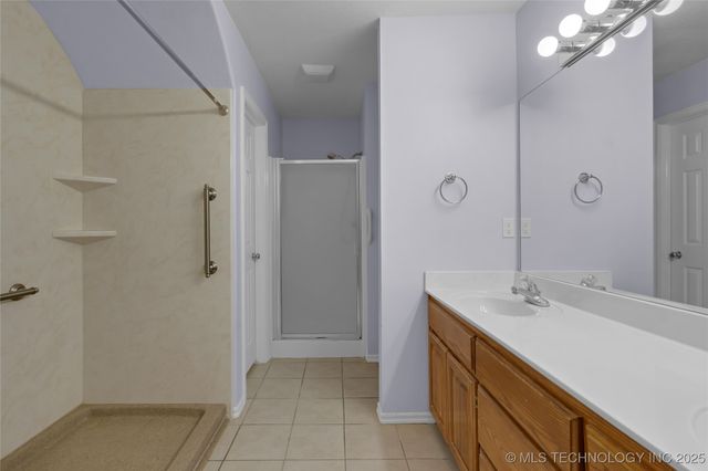 11824 N 107th East Place, Collinsville, OK 74021