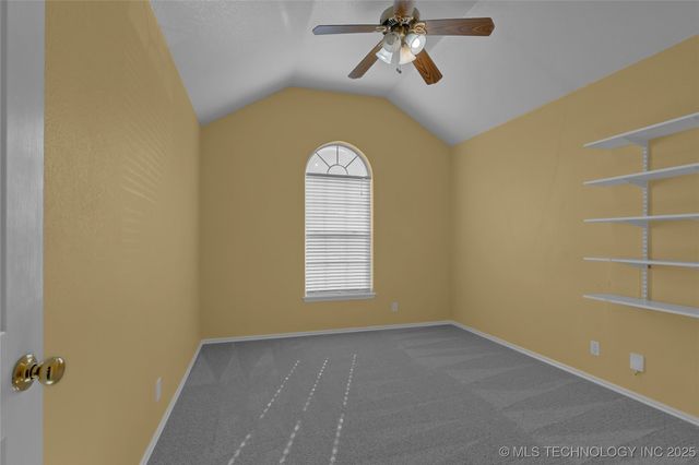 11824 N 107th East Place, Collinsville, OK 74021