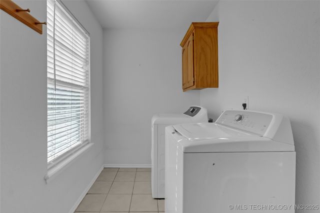 11824 N 107th East Place, Collinsville, OK 74021