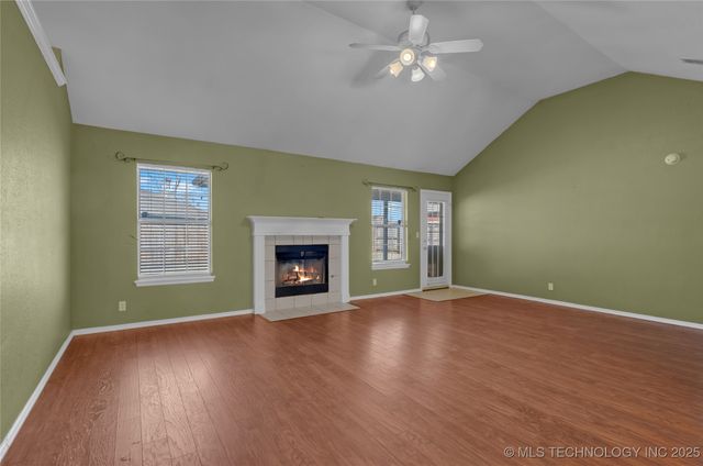 11824 N 107th East Place, Collinsville, OK 74021