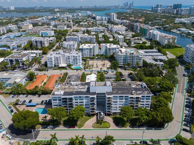 1001 91 511, Bay Harbor Islands, FL 33154