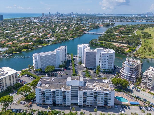 1001 91 511, Bay Harbor Islands, FL 33154