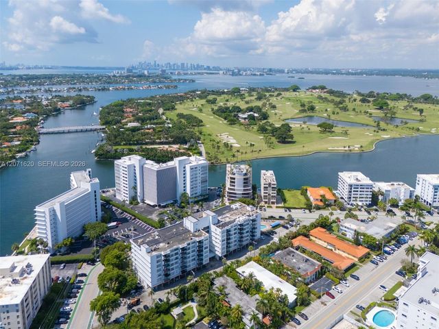 1001 91 511, Bay Harbor Islands, FL 33154