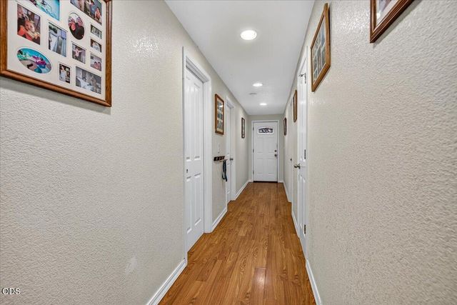 1277 N 5th Avenue, Gold Hill, OR 97525