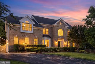 9800 JOHN ROBERT WAY, Fairfax, VA 22032