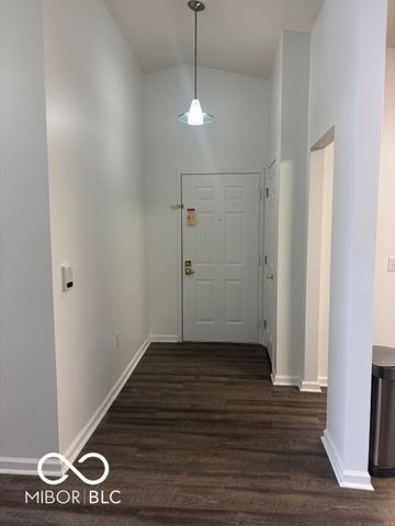 6527 Jade Stream Court 207, Indianapolis, IN 46237