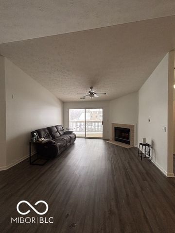 6527 Jade Stream Court 207, Indianapolis, IN 46237