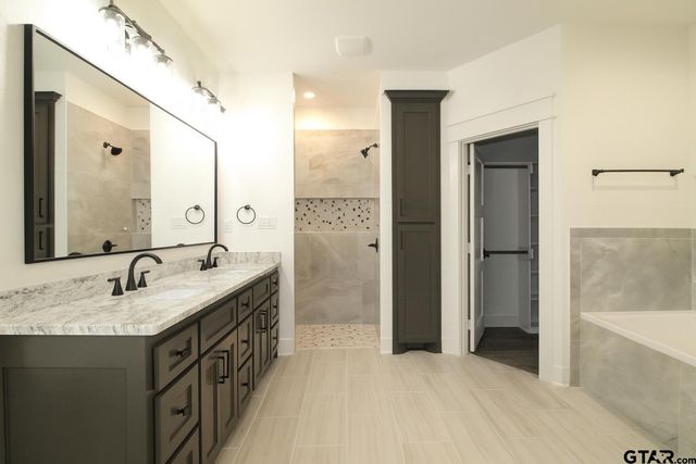 1066 Stagecoach Bend, Bullard, TX 75757