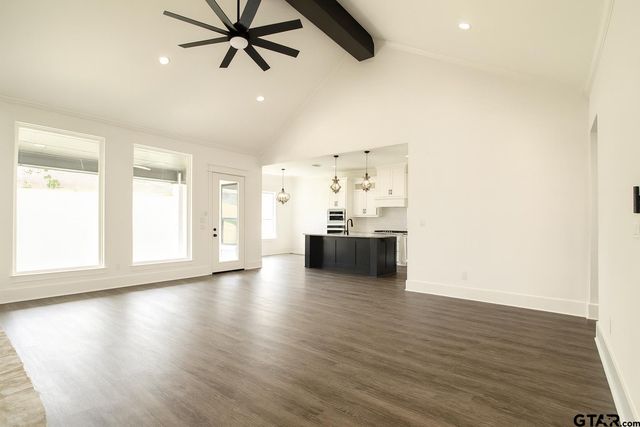 1066 Stagecoach Bend, Bullard, TX 75757