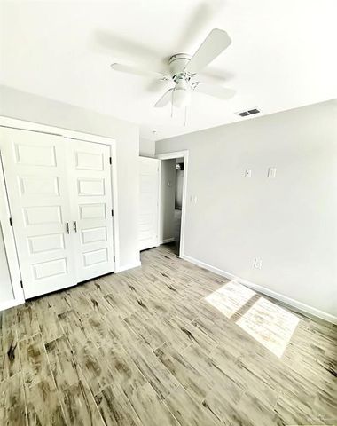 925 N Iowa Avenue, Brownsville, TX 78521