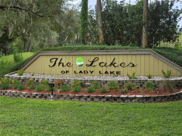 517 DOWLING CIRCLE, Lady Lake, FL 32159