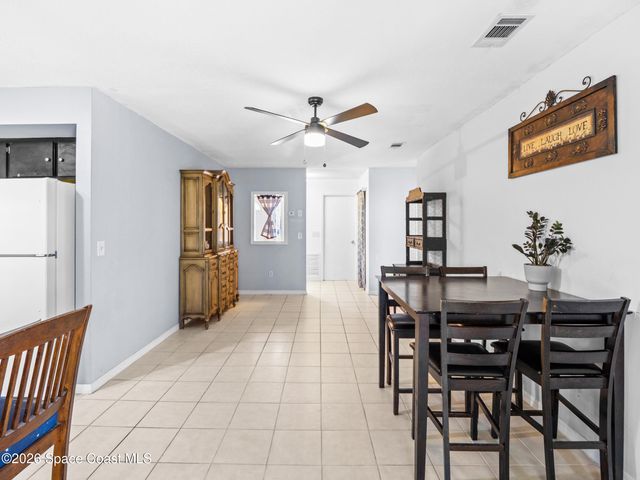 674 Antigua Street NE, Palm Bay, FL 32907