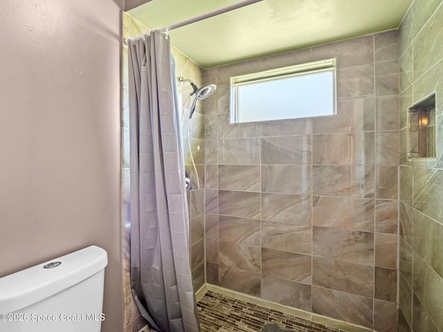 674 Antigua Street NE, Palm Bay, FL 32907