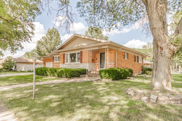 2519 Sunnyside Avenue, Westchester, IL 60154