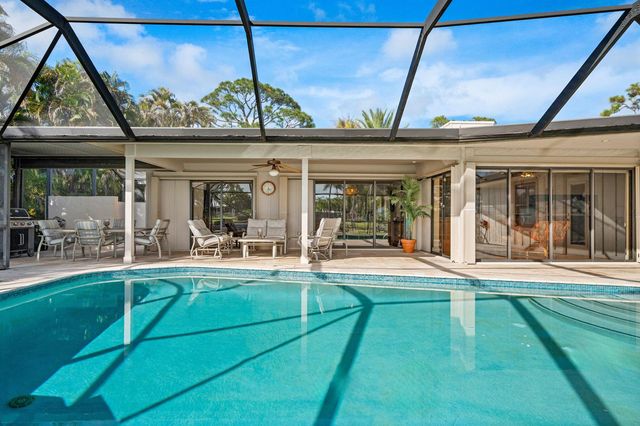 1310 NW LAKESIDE Trail, Stuart, FL 34994