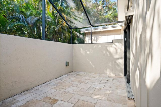 1310 NW LAKESIDE Trail, Stuart, FL 34994