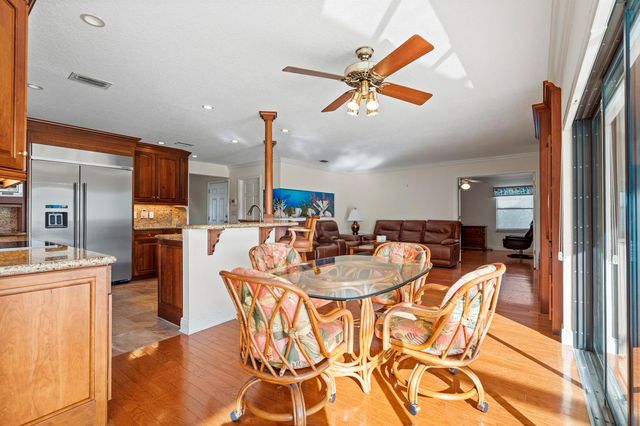 1310 NW LAKESIDE Trail, Stuart, FL 34994