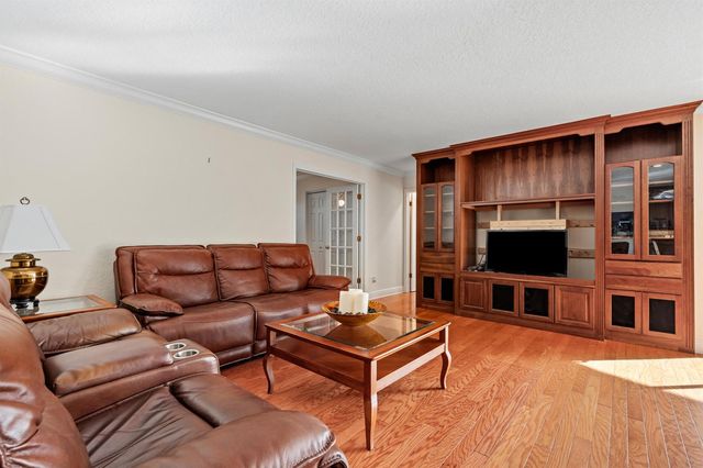 1310 NW LAKESIDE Trail, Stuart, FL 34994