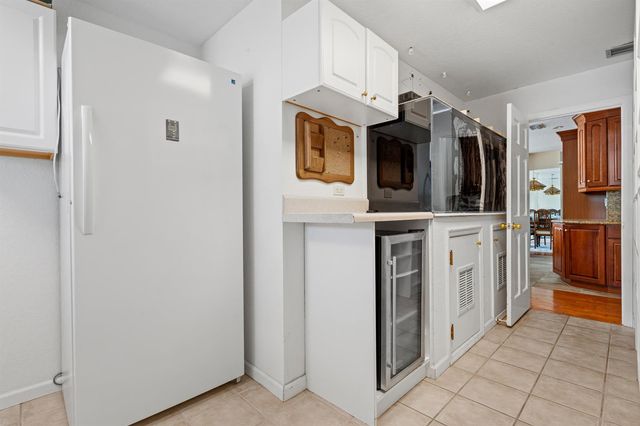 1310 NW LAKESIDE Trail, Stuart, FL 34994