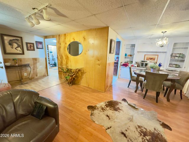 164 W MORRIS Drive, Queen Valley, AZ 85118