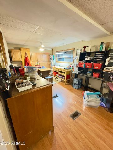 164 W MORRIS Drive, Queen Valley, AZ 85118