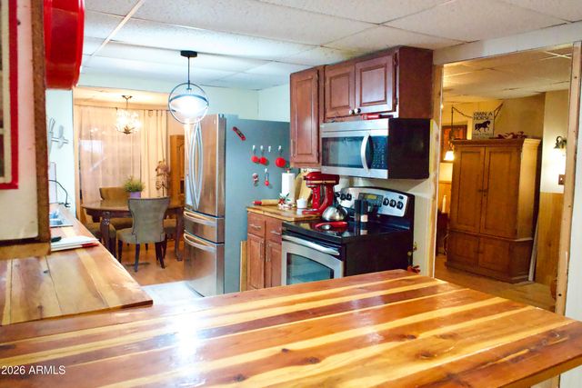 164 W MORRIS Drive, Queen Valley, AZ 85118