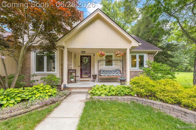 1830 Megans Meadow Drive, Commerce Twp, MI 48390