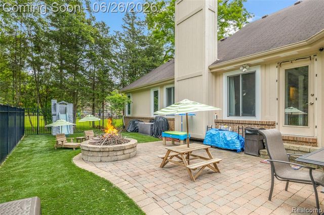 1830 Megans Meadow Drive, Commerce Twp, MI 48390