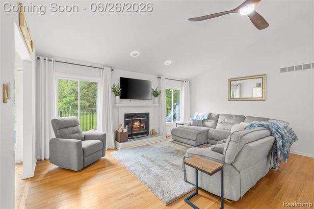 1830 Megans Meadow Drive, Commerce Twp, MI 48390
