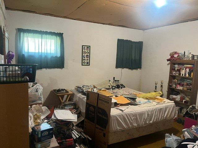 178 S South California Drive, W Pike Run Twp, PA 15423