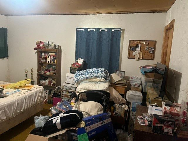 178 S South California Drive, W Pike Run Twp, PA 15423