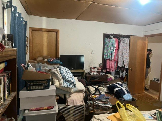 178 S South California Drive, W Pike Run Twp, PA 15423