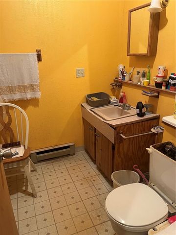 178 S South California Drive, W Pike Run Twp, PA 15423