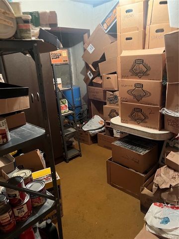 178 S South California Drive, W Pike Run Twp, PA 15423