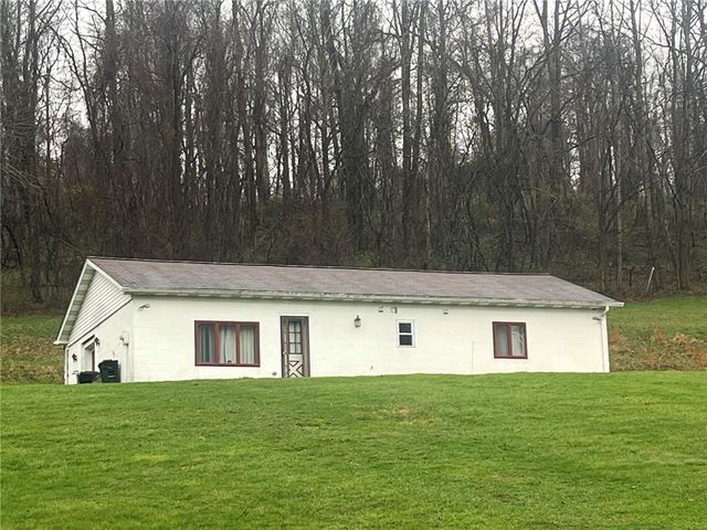 178 S South California Drive, W Pike Run Twp, PA 15423