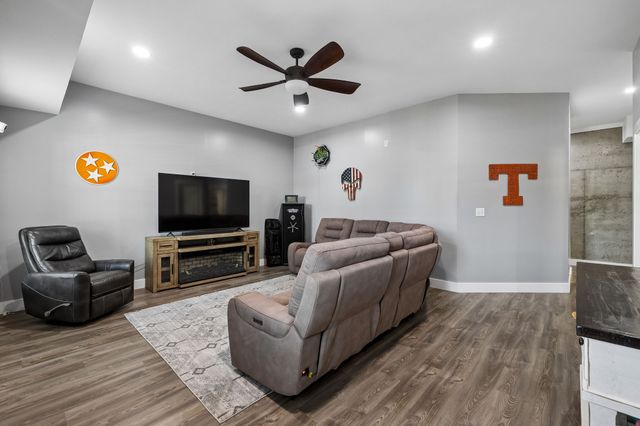 1153 Warlander Way, Gallatin, TN 37066