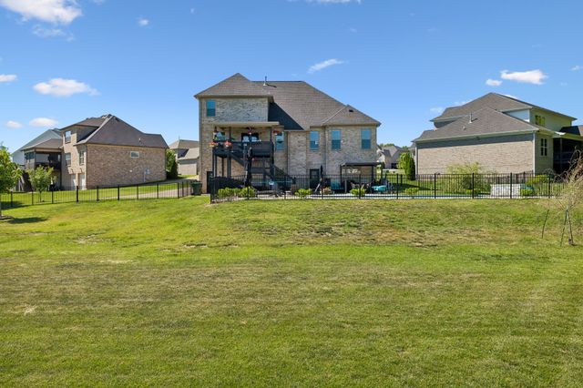 1153 Warlander Way, Gallatin, TN 37066