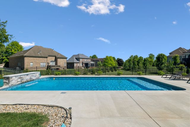 1153 Warlander Way, Gallatin, TN 37066