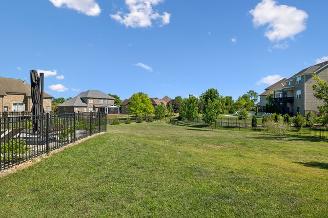 1153 Warlander Way, Gallatin, TN 37066